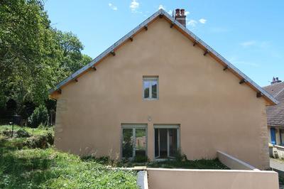 Maison de village - 110 m² - 4 pièces