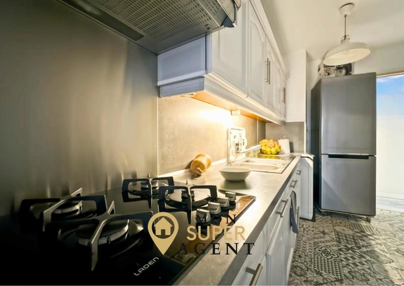 Appartement - 77 m² - 4 pièces