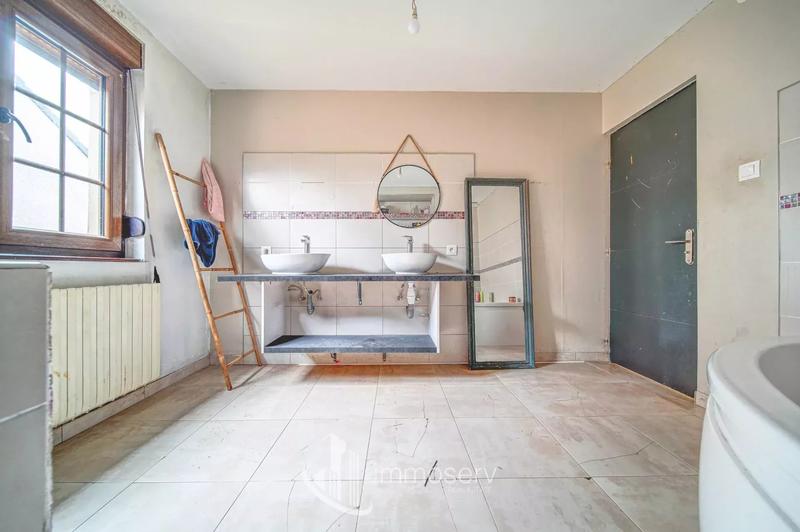 Maison - 135 m² - 6 pièces