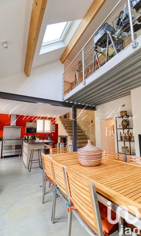 Maison - 171 m² - 7 pièces