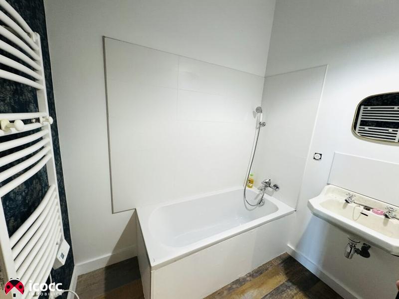 Maison - 149 m² - 8 pièces