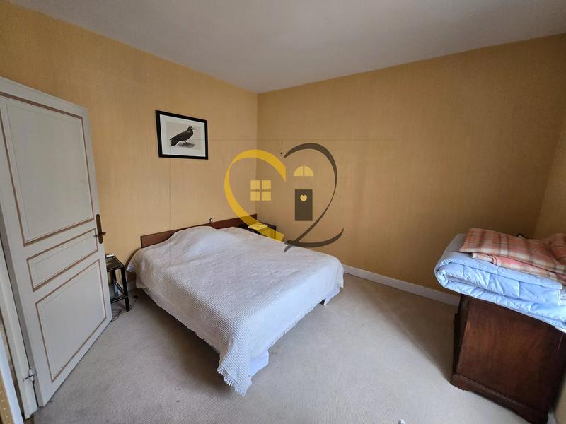 Maison - 209 m² - 7 pièces