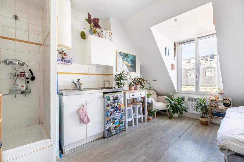 Studio - 10 m² - 1 pièce