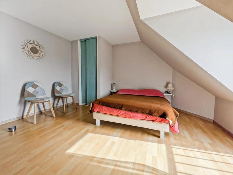 Pavillon - 146 m² - 6 pièces