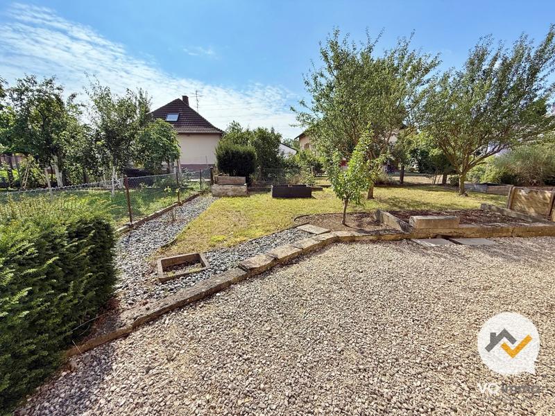Maison - 137 m² - 6 pièces