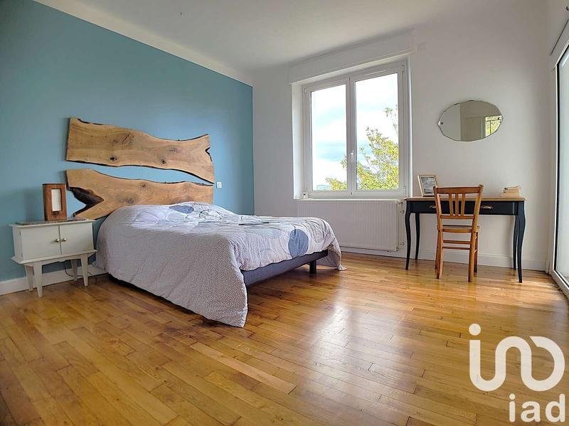 Maison - 175 m² - 8 pièces