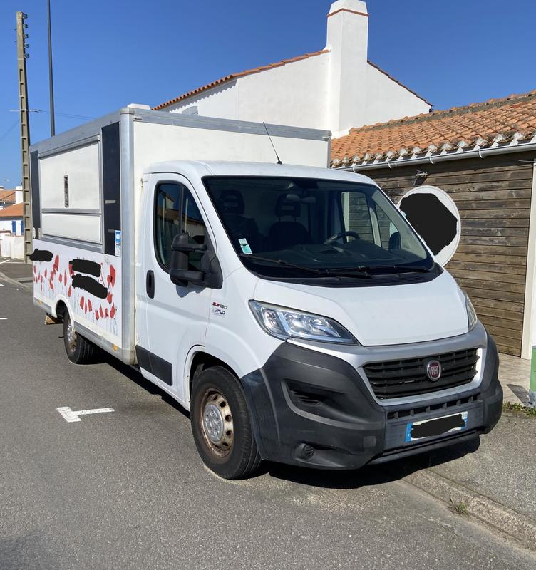 Local commercial - 685 m²