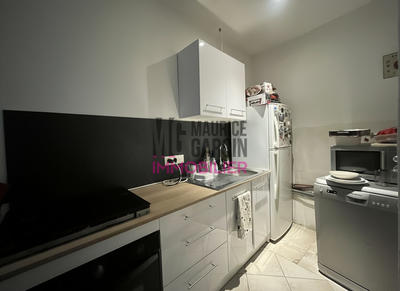 Fonds de commerce - Hôtellerie / Restauration - 100 m²