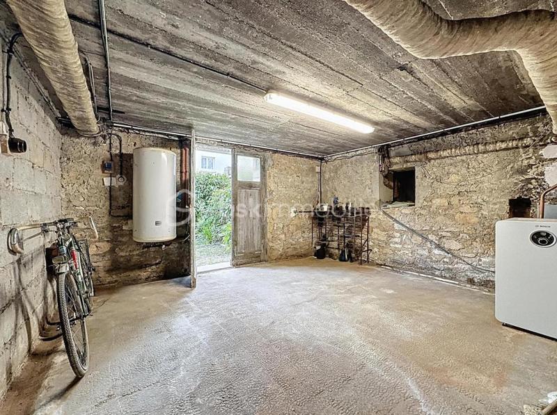 Propriété - 150 m² - 8 pièces