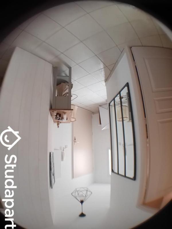 Chambre - 12 m² - 1 pièce