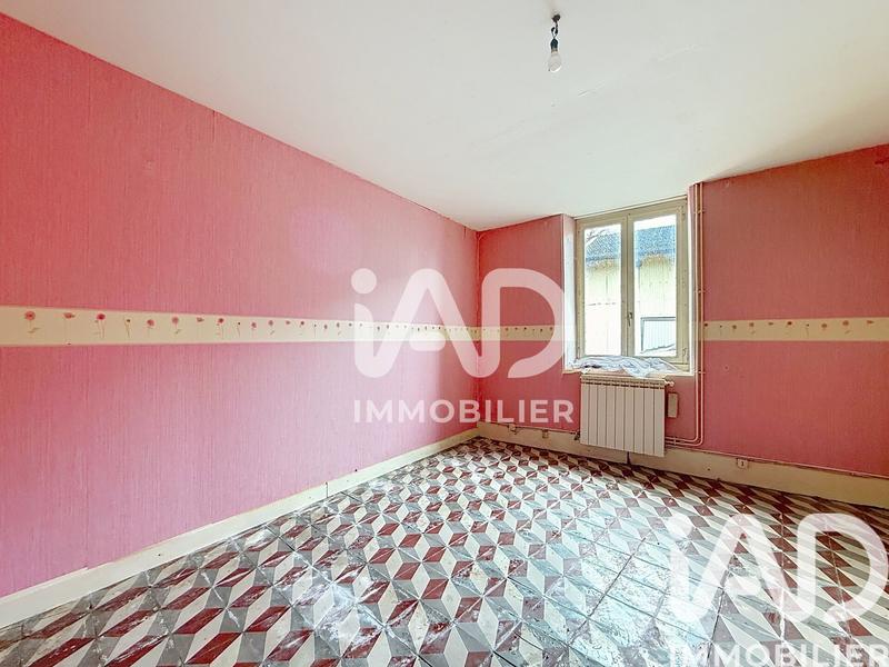 Maison - 99 m² - 5 pièces