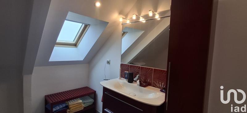 Maison - 207 m² - 8 pièces