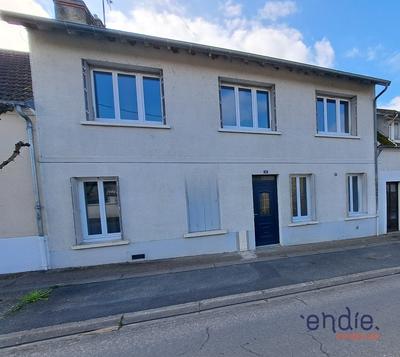 Maison - 89 m² - 4 pièces