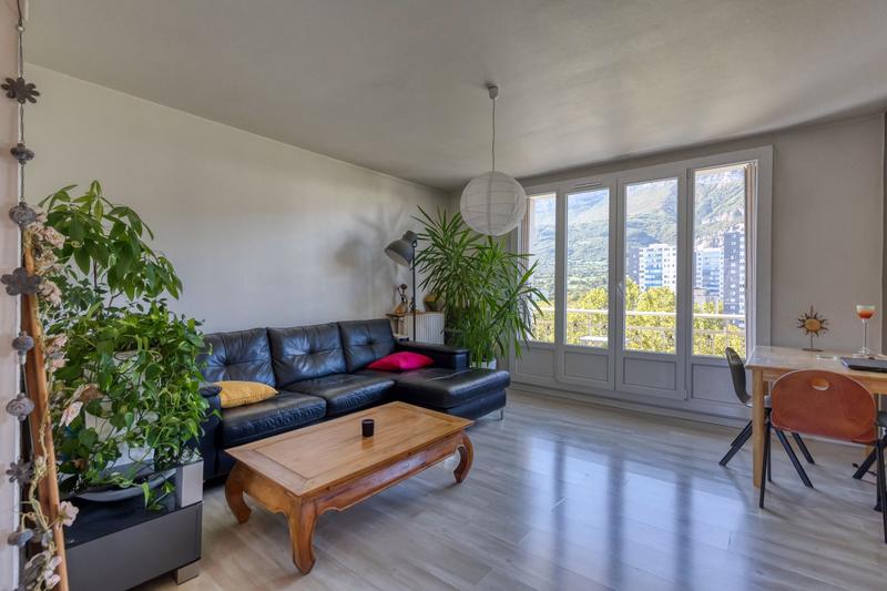 Appartement - 73 m² - 4 pièces