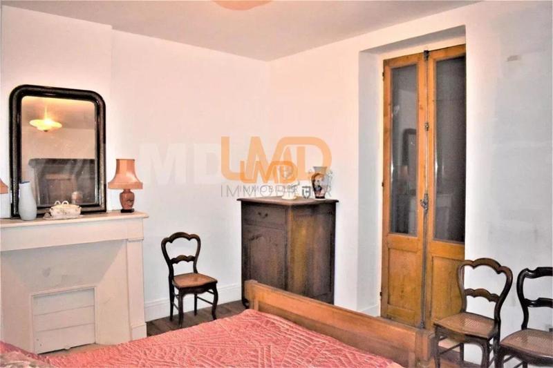 Maison de maîtres - 120 m² - 9 pièces