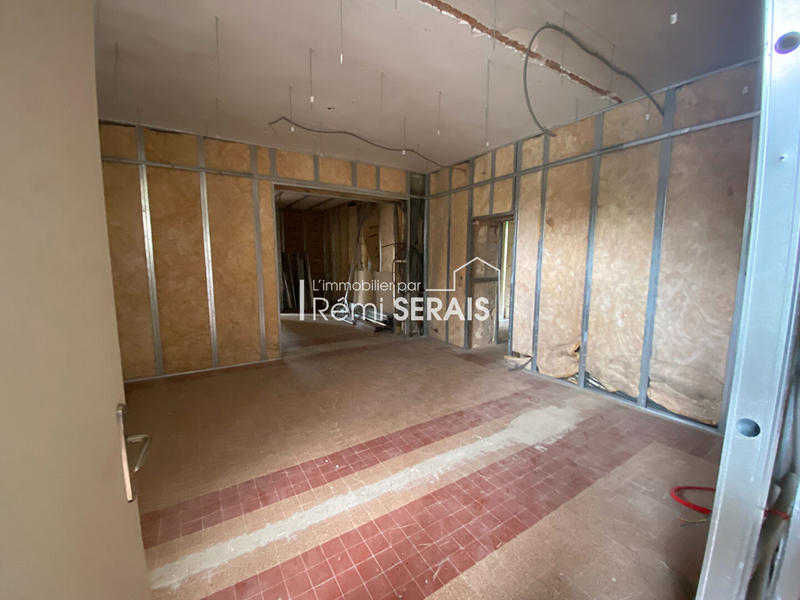 Maison - 480 m² - 25 pièces