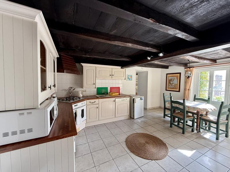 Maison - 324 m² - 14 pièces