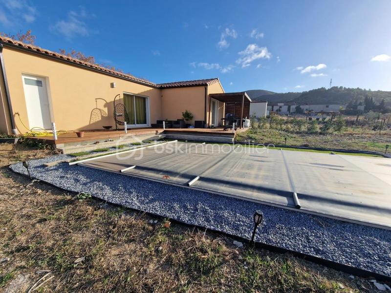 Villa - 94 m² - 4 pièces