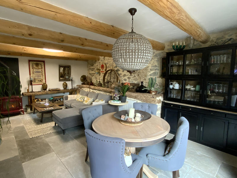 Maison - 152 m² - 6 pièces