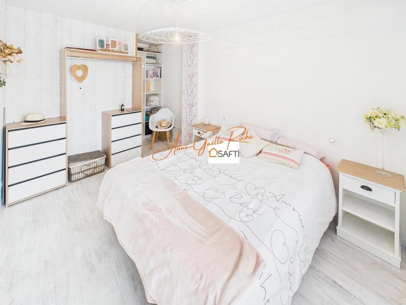 Maison - 102 m² - 6 pièces