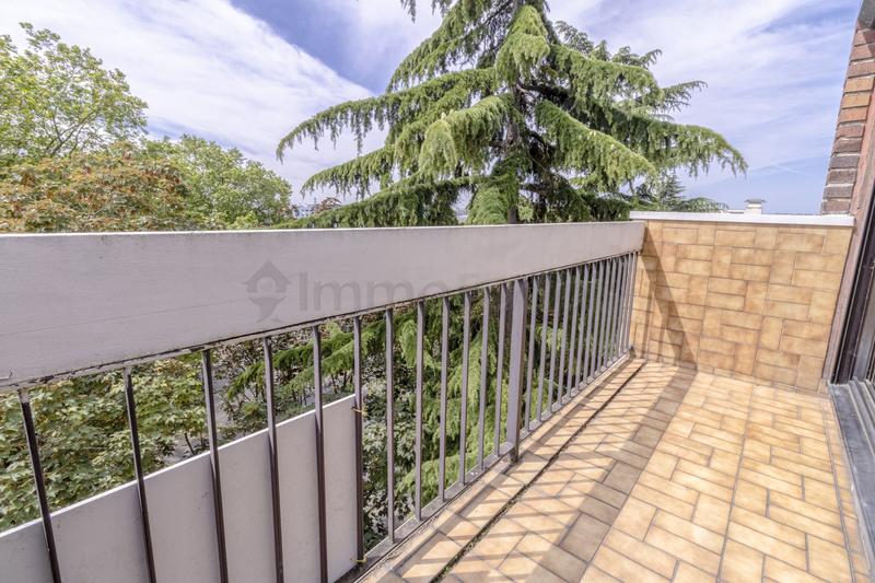 Appartement - 86 m² - 4 pièces