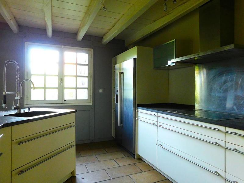 Maison - 213 m² - 7 pièces