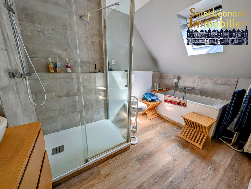 Maison traditionnelle - 97 m² - 5 pièces