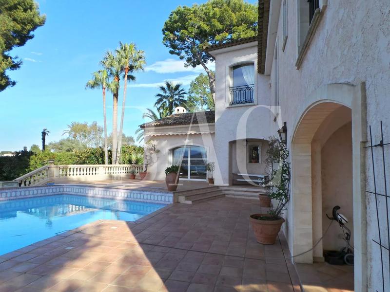 Villa - 420 m² - 14 pièces