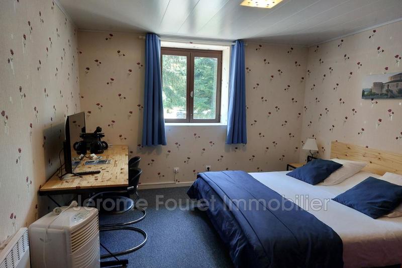 Maison chambre d'hôtes - 298 m² - 12 pièces