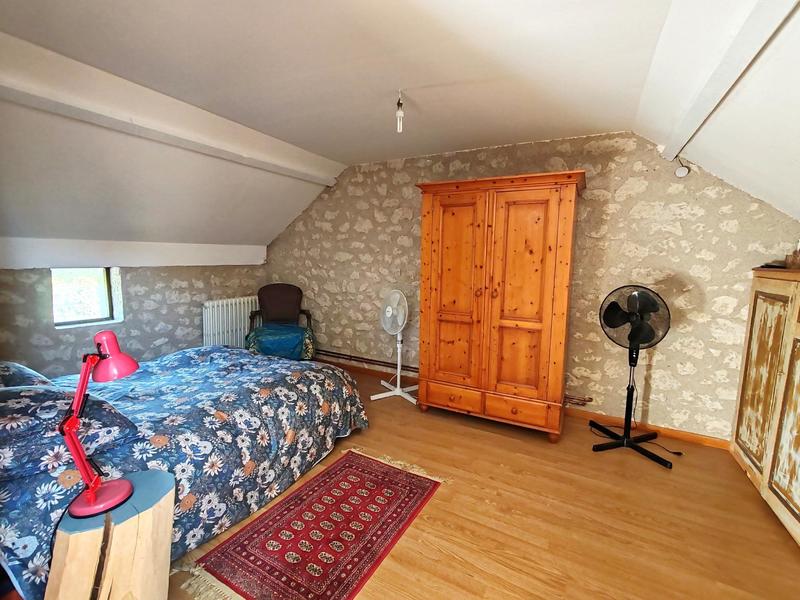 Maison - 200 m² - 8 pièces