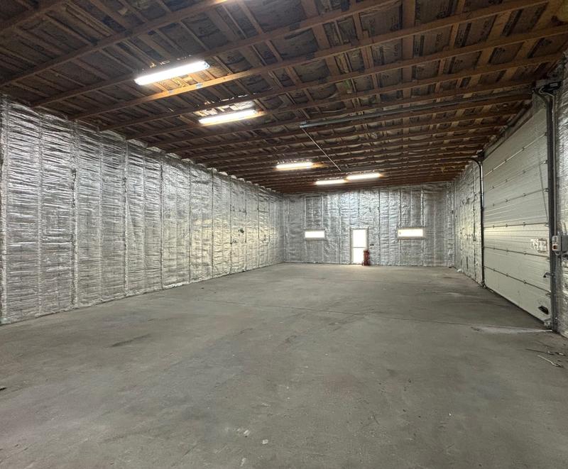 Local d'activités - 205 m²