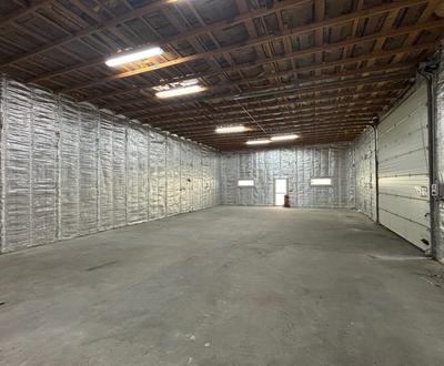 Local d'activités - 205 m²