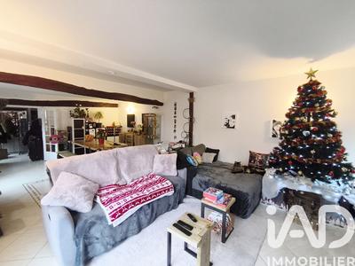 Maison de village - 100 m² - 4 pièces