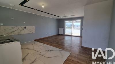 Maison - 66 m² - 5 pièces