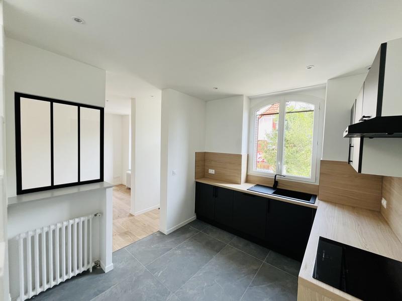 Maison - 83 m² - 5 pièces