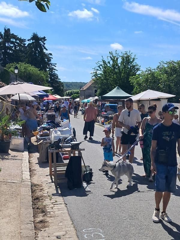 Vide grenier des habitants