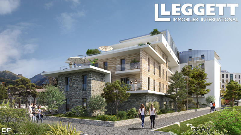 Appartement - 102 m² - 8 pièces