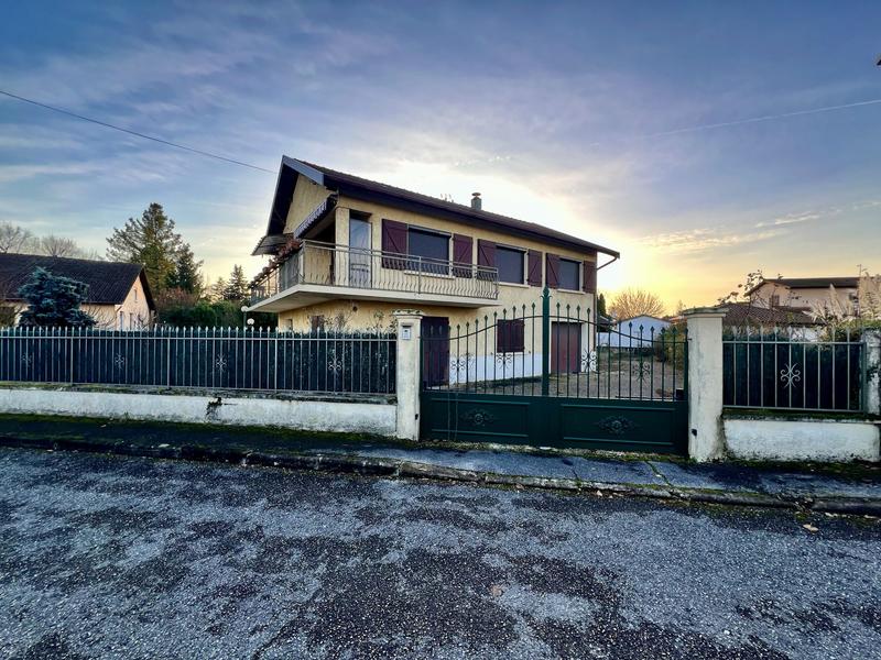 Maison - 138 m² - 5 pièces