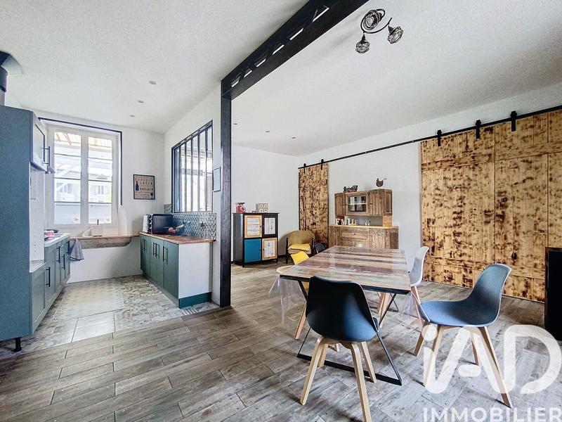 Maison de ville - 224 m² - 8 pièces