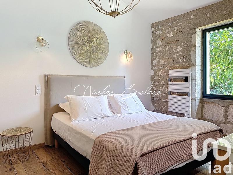 Maison - 1 m² - 6 pièces