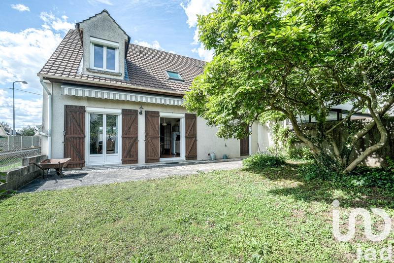 Maison - 118 m² - 6 pièces