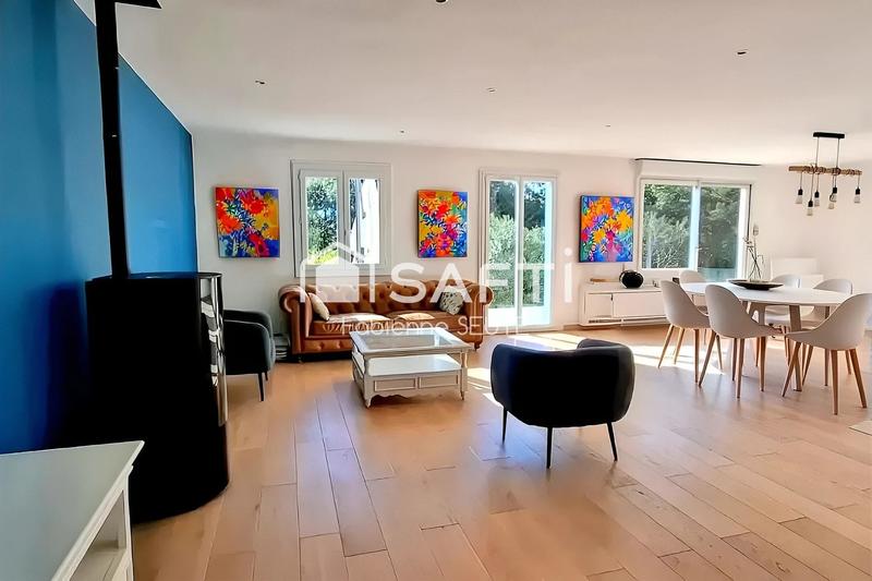 Maison - 177 m² - 6 pièces