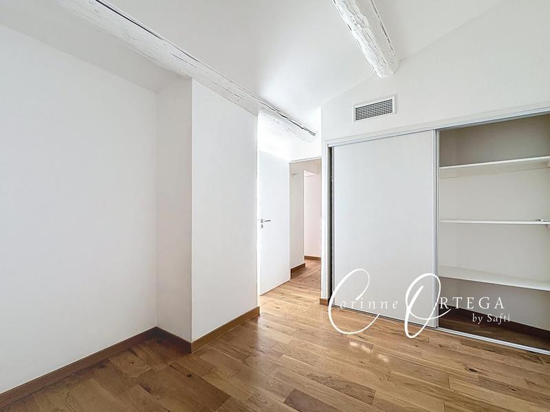 Appartement - 95 m² - 4 pièces