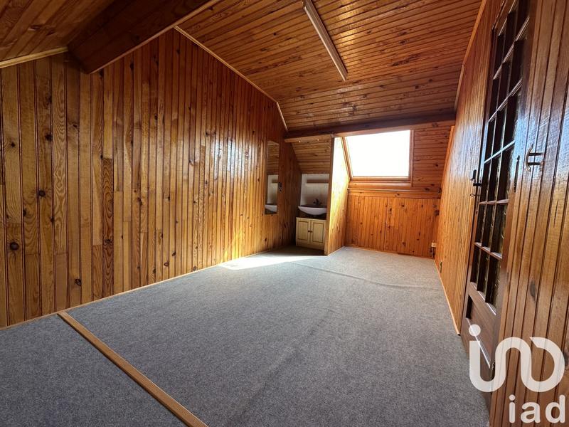 Maison - 134 m² - 8 pièces