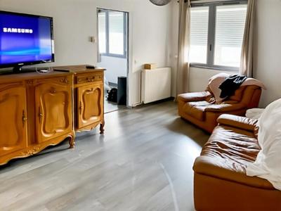 Appartement - 56 m² - 5 pièces