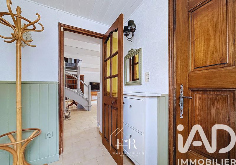 Maison - 226 m² - 6 pièces