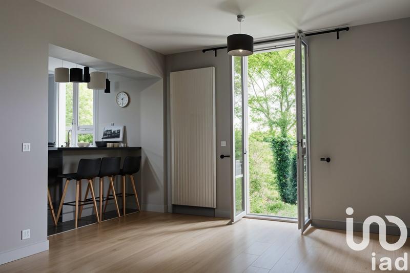 Maison - 98 m² - 5 pièces