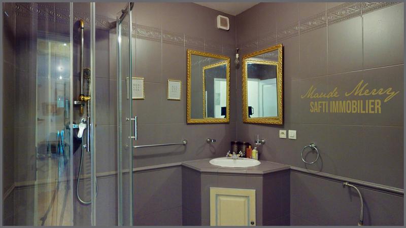 Villa - 160 m² - 8 pièces