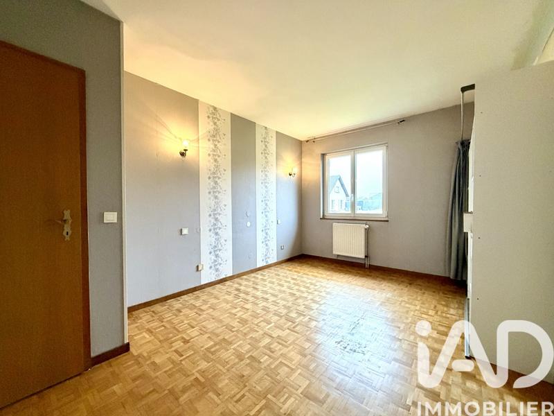 Maison - 239 m² - 5 pièces