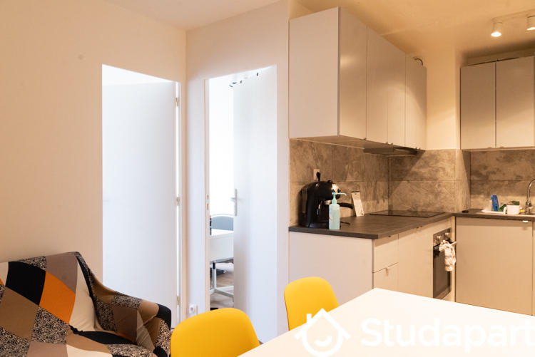 Chambre - 10 m² - 1 pièce